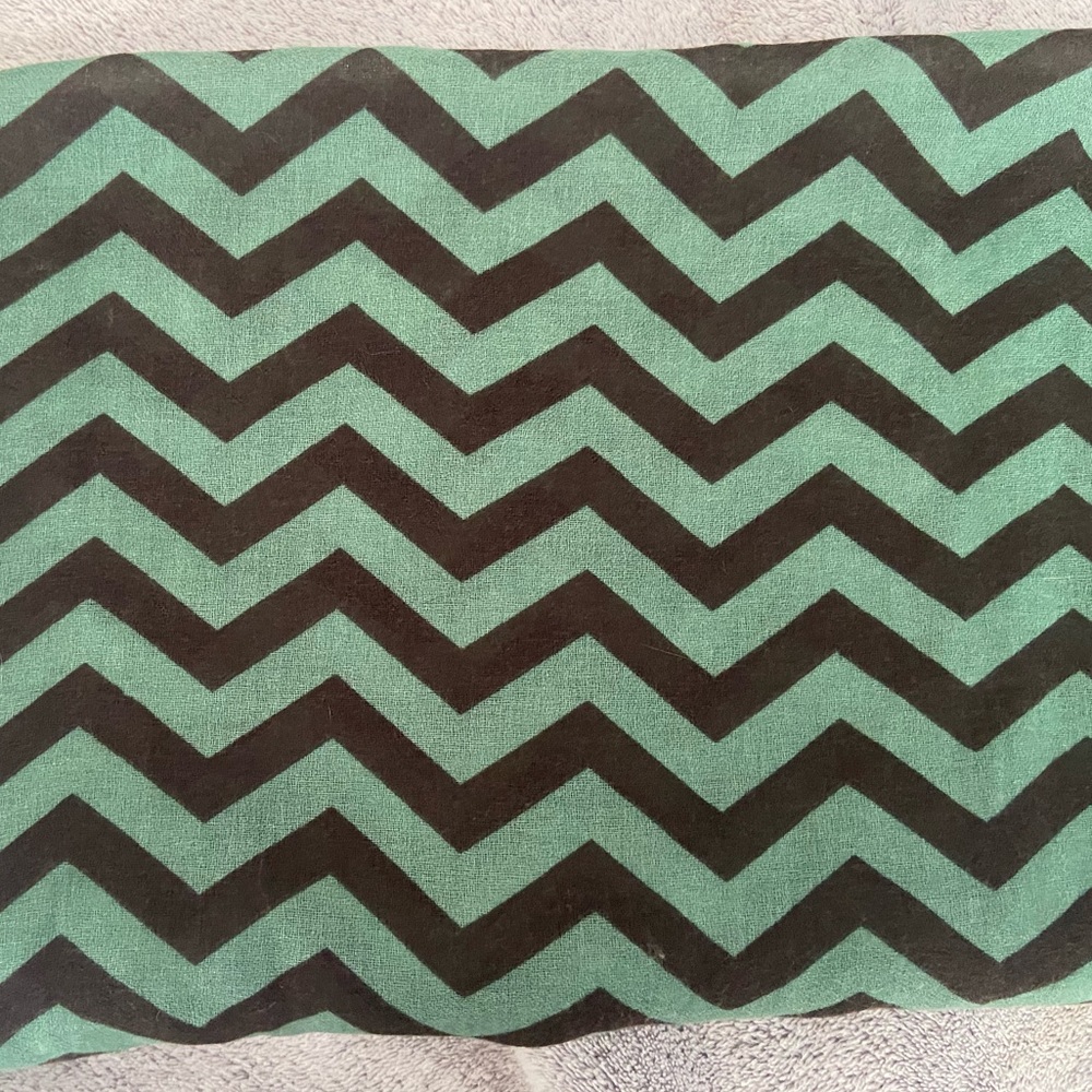 Light-weight Chevron Infinity Scarf